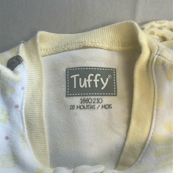Tuffy - footed sleeper with embroidered daisy. - Picture 2 of 5